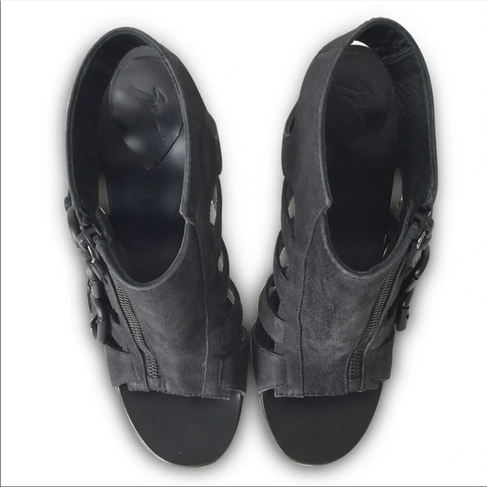 Giuseppe Zanotti Nubuck Cage Open Sandal Size‎ 6.5.
